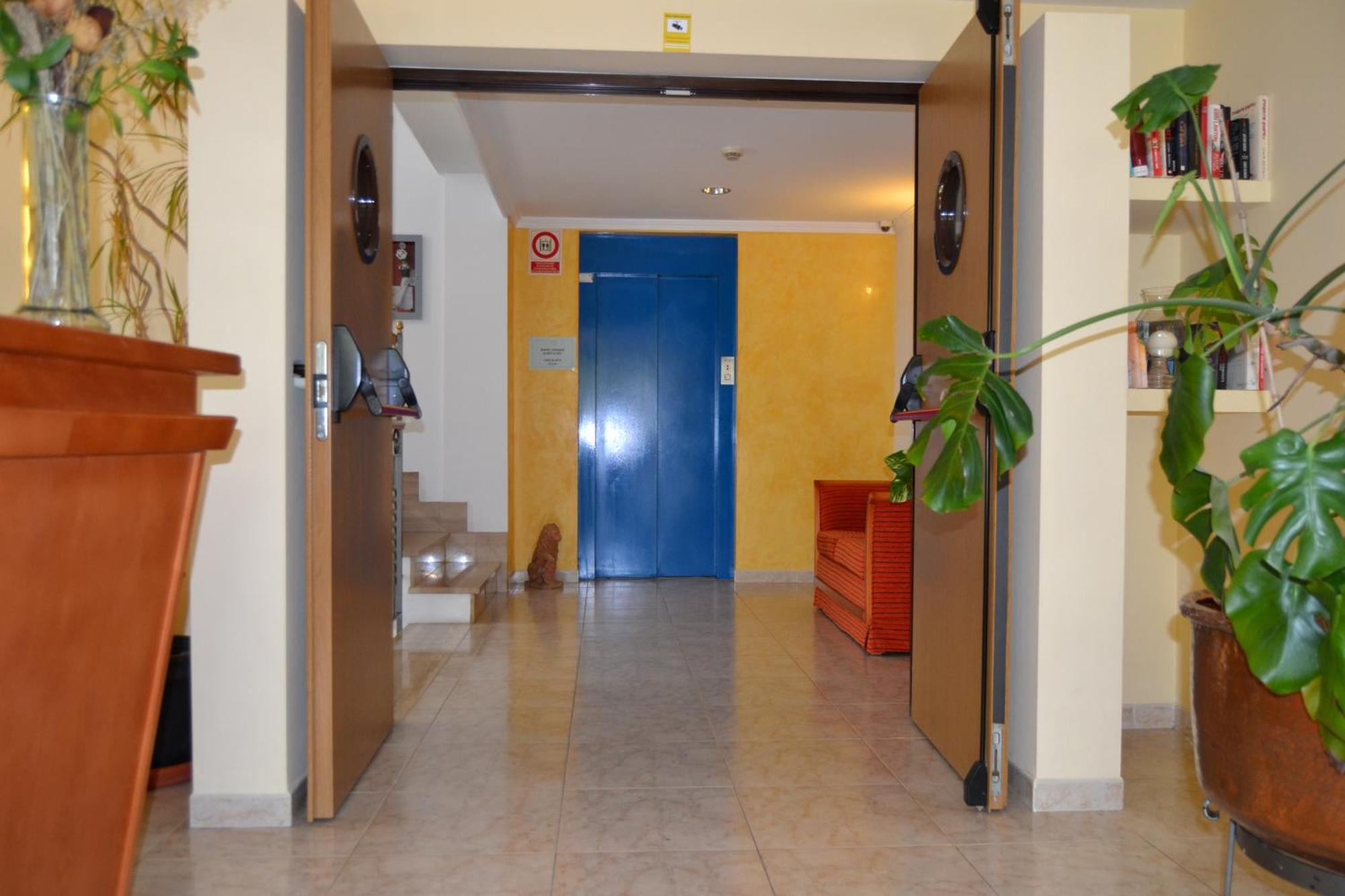 Hostal Leo D'Or Cala D´Or Екстериор снимка