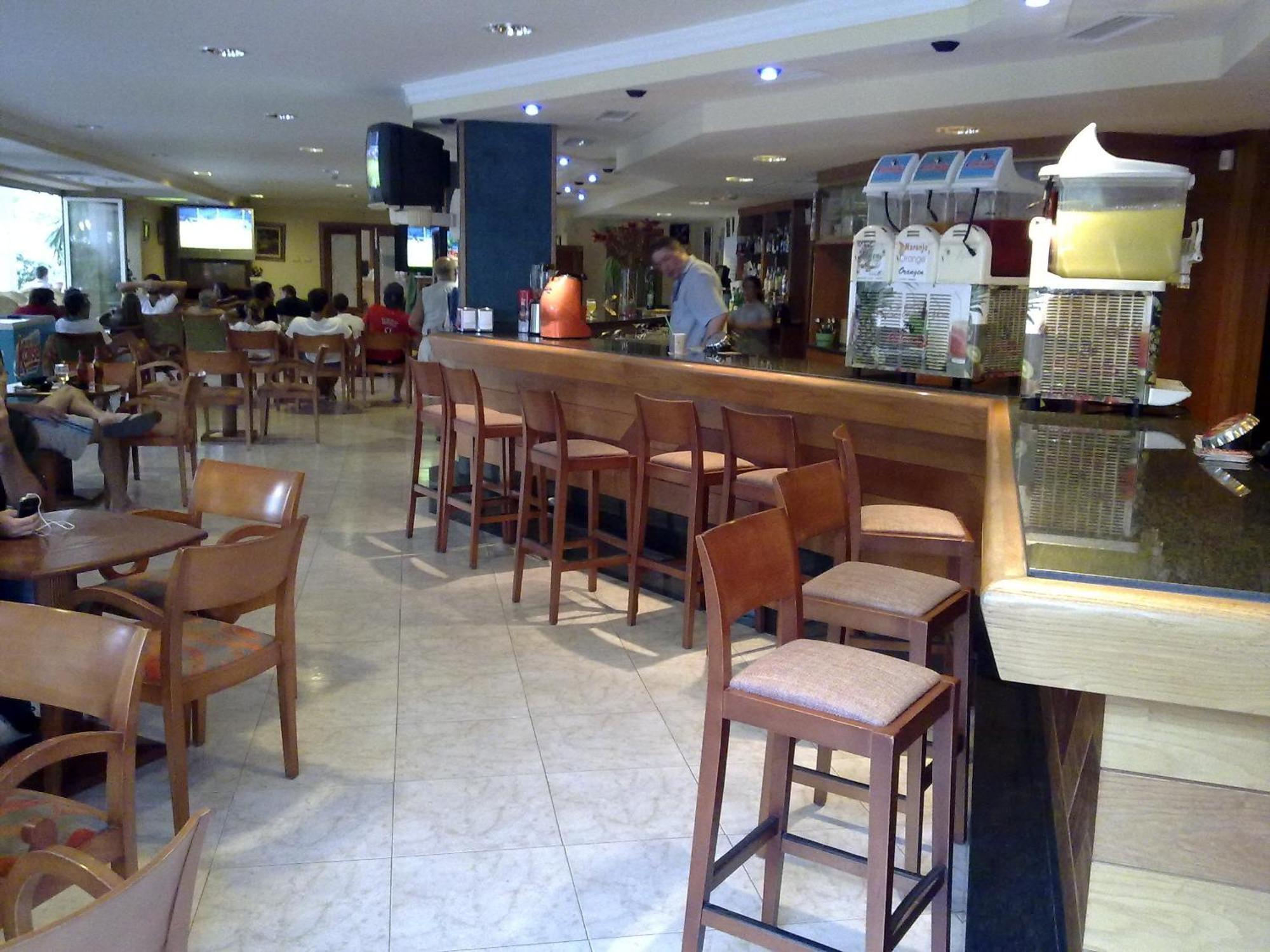 Hostal Leo D'Or Cala D´Or Екстериор снимка