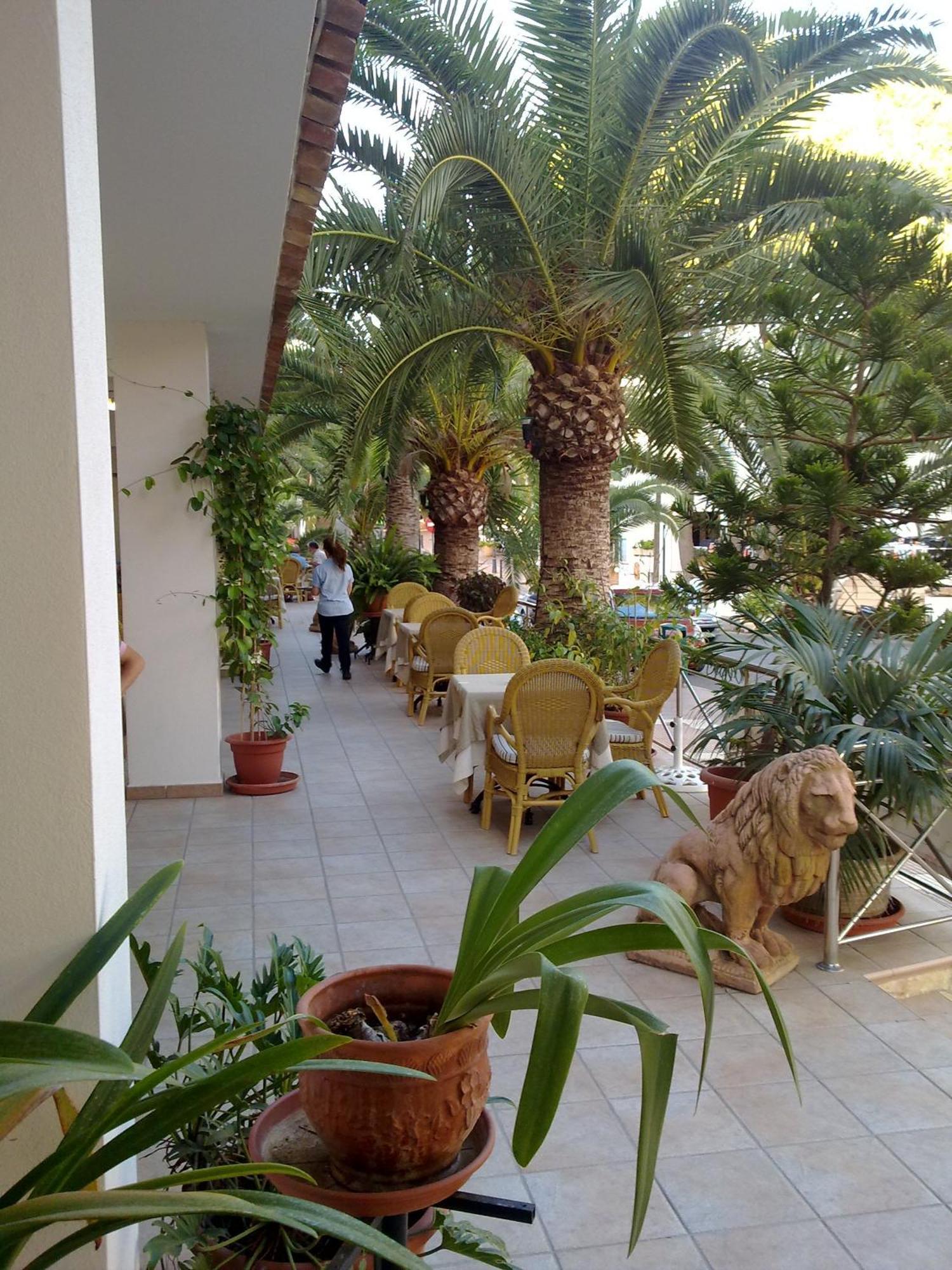 Hostal Leo D'Or Cala D´Or Екстериор снимка