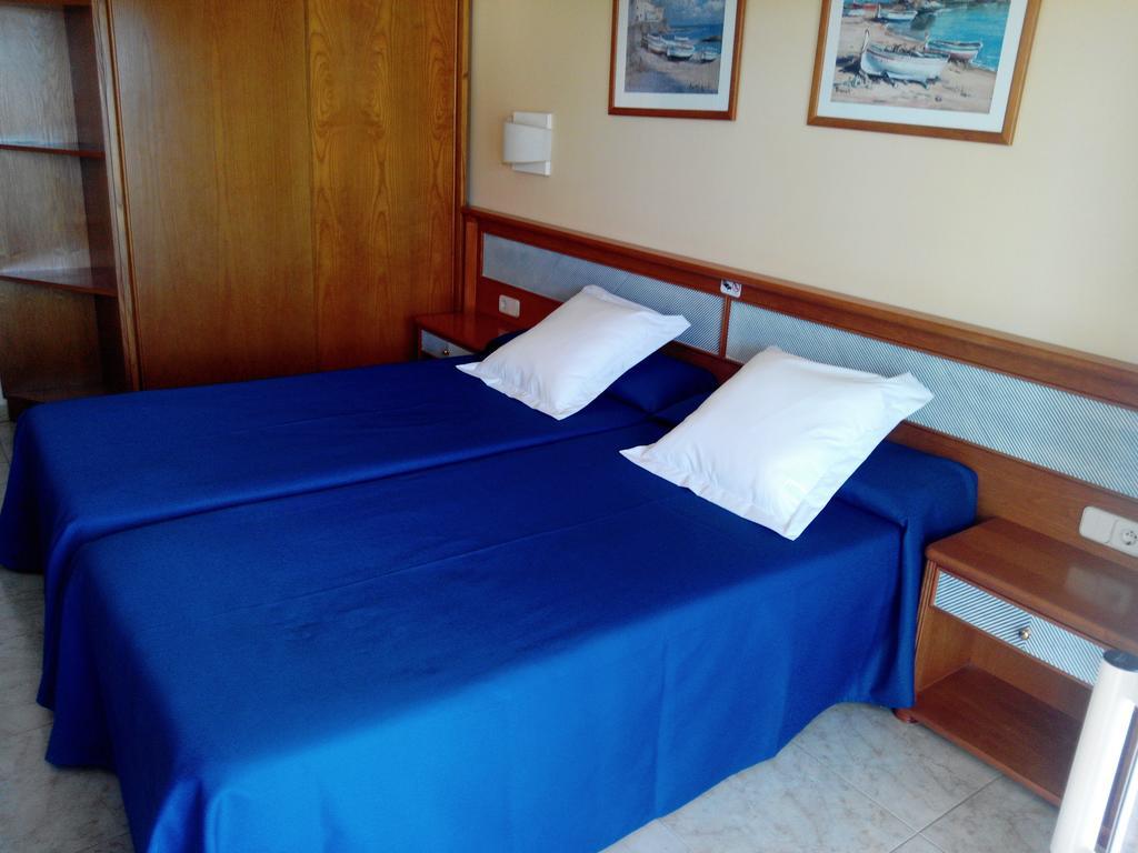 Hostal Leo D'Or Cala D´Or Стая снимка