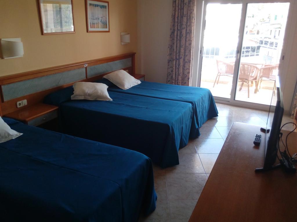 Hostal Leo D'Or Cala D´Or Екстериор снимка